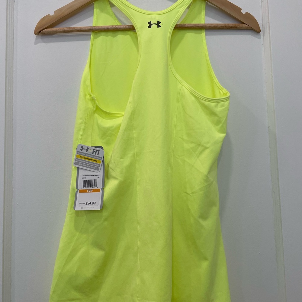 Under armour Brand New workout top size Small